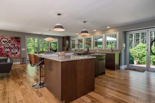 12 Firetower Rd, Deep River CT 06419-1210 exterior