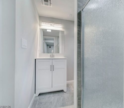 2215 Newark Ave, Scotch Plains NJ  07076-4672 exterior