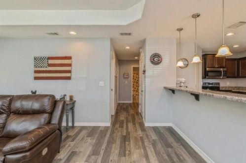 142 Howlin Rd, Defuniak Springs FL 32433-4787 exterior