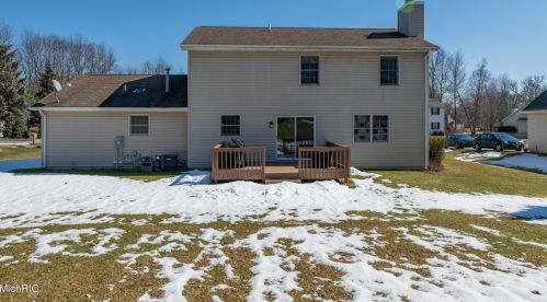 10400 Roger St, Kalamazoo MI 49002-7185 exterior