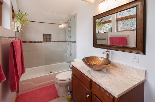 1141 Biltmore Dr, Atlanta GA 30329-3809 exterior