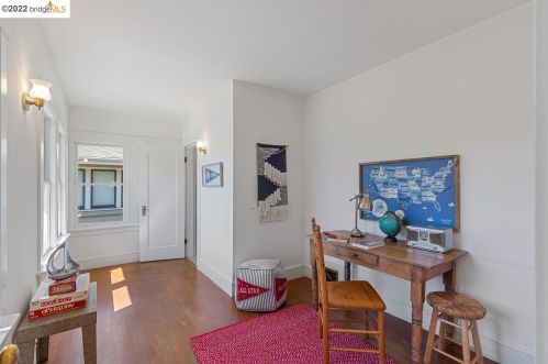 15 Eton Ct, Berkeley CA 94705-2715 exterior