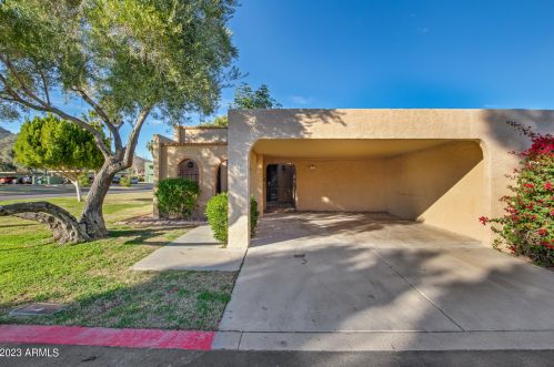 902 Beryl Ave, Phoenix, AZ 85020-1536