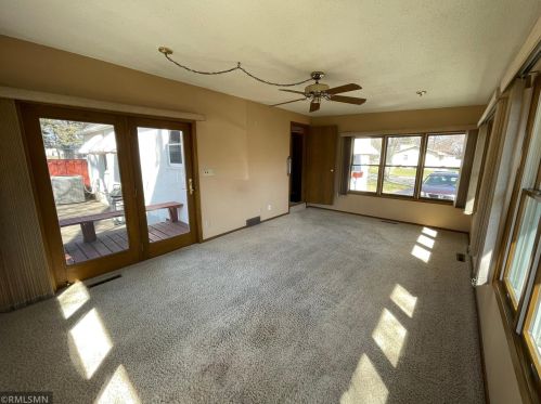 157 20 Ave, South Saint Paul MN 55075-1502 exterior