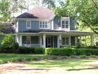 2810 Lillington Dr, Sumter, SC 29150-2213