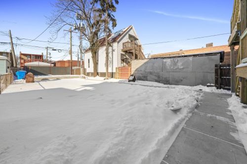 748 Long Ave, Chicago IL  60644-1142 exterior