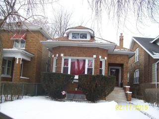 7718 Euclid Ave, Chicago, IL 60649-4612