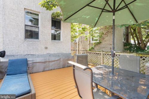 1428 18th St, Philadelphia PA  19146-4653 exterior