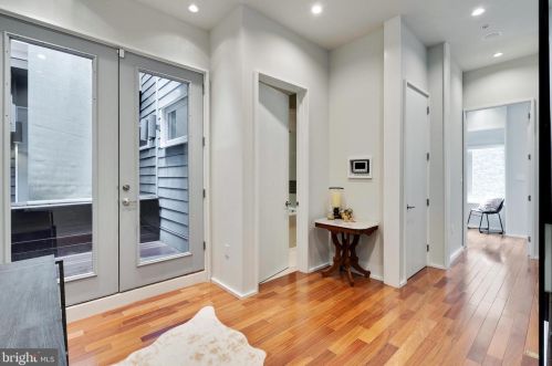 970-74 Leithgow St, Philadelphia PA  19123-1440 exterior