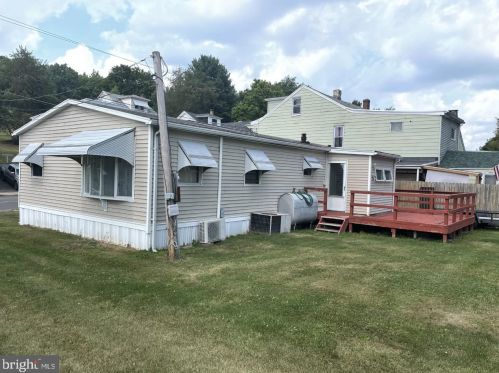 35 Ann St, Primrose, PA 17901-8438