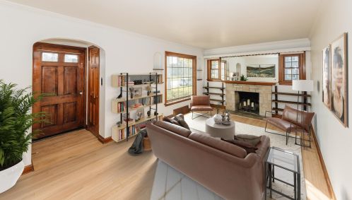 8217 Teutonia Ave, Milwaukee, WI 53209-1556