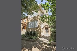 2254 Walton St, Chicago IL  60622-4815 exterior