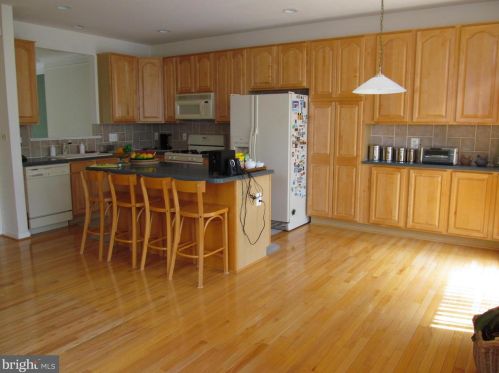 129 Cameron Station Blvd, Alexandria VA  22304-7781 exterior