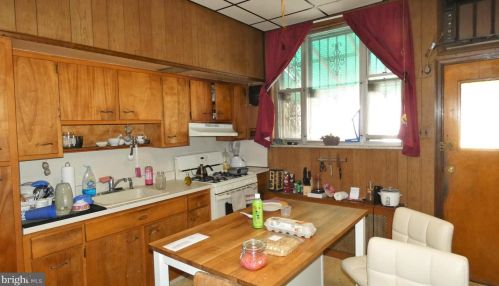 1011 Federal St, Philadelphia PA  19147-5047 exterior