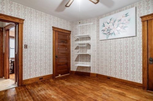 12 Kosta St, Worcester MA 01607-1525 exterior