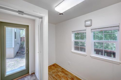 11903 Bobcat Trl, Austin TX exterior