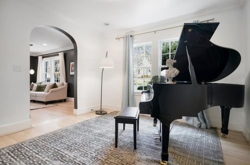 1241 Beech Vly Rd, Atlanta GA 30306-3123 exterior