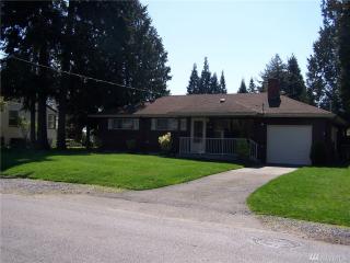 1517 107th St, Seattle WA  98125-6517 exterior