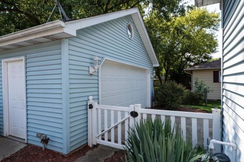 7477 Dakota St, Gary IN 46405-1721 exterior