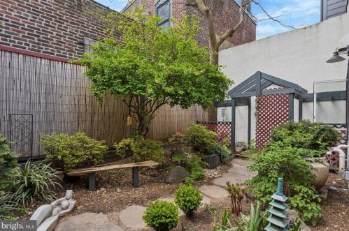 1312 Hancock St, Philadelphia PA 19122-4523 exterior