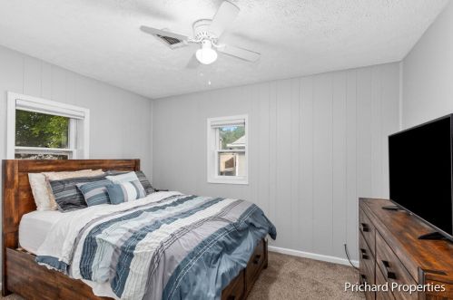 2405 Woodward Ave, Wyoming MI  49509-2077 exterior