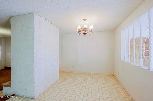 1945 Campo Bello Dr, Phoenix AZ 85032-2051 exterior