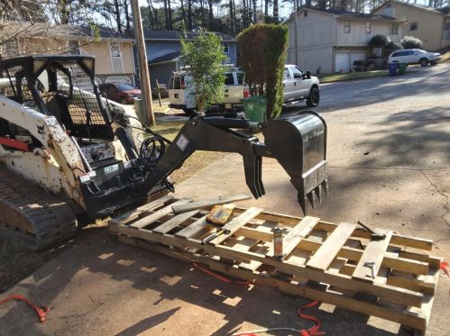 1736 Sawyer Ave, Chicago IL 60647-6728 exterior