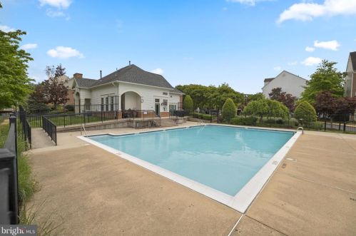 5412 Chieftain Cir, Alexandria VA 22312-2332 exterior