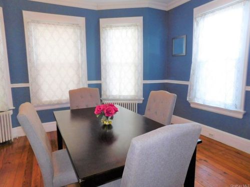 88 Grand Ave, Middletown NY 10940-3925 exterior