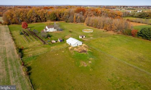 262 Lk Rd, Pilesgrove NJ 08098-3008 exterior