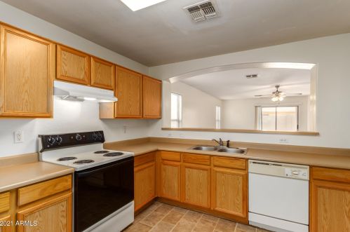 6623 18 Ln, Phoenix AZ 85041-5846 exterior