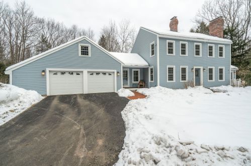 12 Crockett Dr, Concord, NH 03304-4313