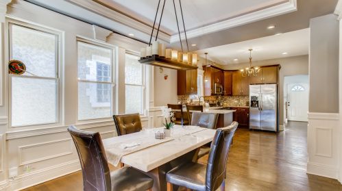 6046 Menard Ave, Chicago IL  60646-3919 exterior