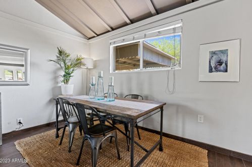 9637 Central Ave, Phoenix AZ  85020-2033 exterior