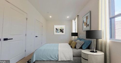 2050 Ellsworth St, Philadelphia PA 19146-2420 exterior