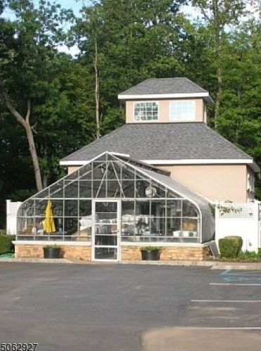 1311 Hamilton Dr, Rockaway, NJ 07866-5859