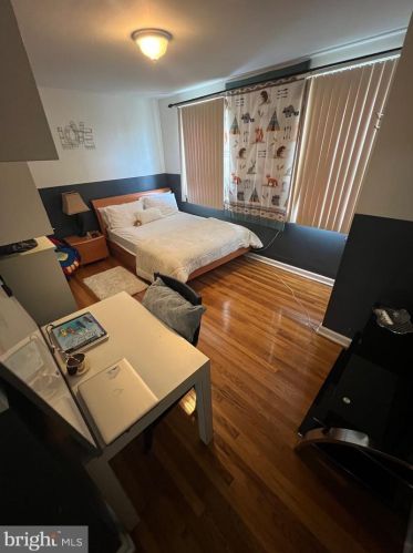 921 Friendship St, Philadelphia PA 19149-1621 exterior