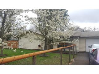 1765 Bailey Hill Rd, Eugene OR  97402-5635 exterior