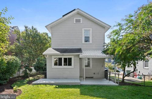 16 Masonic View Ave, Alexandria VA  22301-2204 exterior