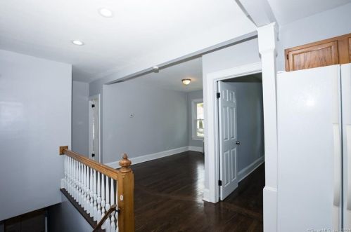 67 Orchard St, Wallingford CT 06492-4130 exterior