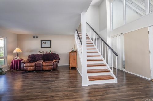 423 Cienaga Dr, Fullerton CA 92835-1103 exterior