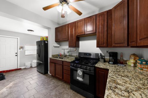 7604 Yates Blvd, Chicago IL  60649-4127 exterior