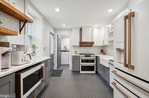 1131 Catharine St, Philadelphia PA 19143-2615 exterior