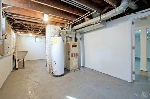 209 Gretta Ave, Waukegan IL 60085-4648 exterior