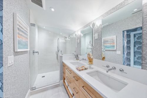 640 17 Ave, Naples FL 34102-7410 exterior