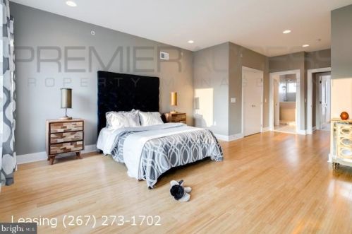 1133 Hope St, Philadelphia PA 19122-4611 exterior