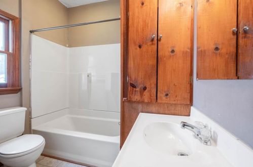 162 Plymouth St, Pittsburgh PA 15211-1232 exterior