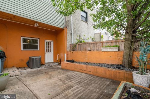 1228 Mckean St, Philadelphia PA  19148-2208 exterior