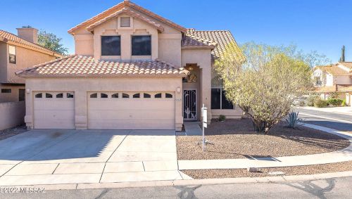 2425 Diamond Lake Dr, Tucson, AZ 85749-8700