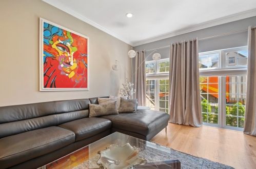 1734 Talman Ave, Chicago IL  60647-5224 exterior